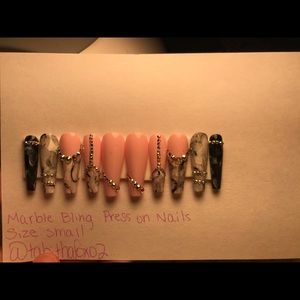 Marble Bling Press on Nails